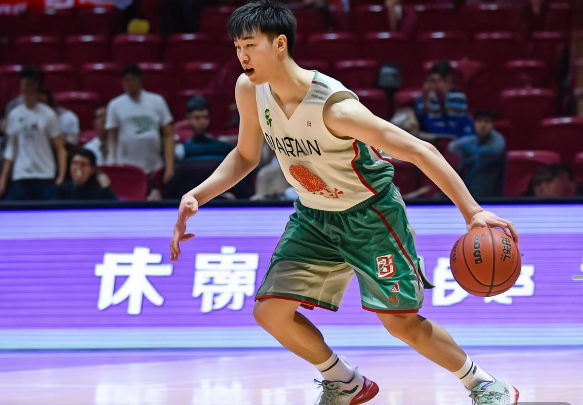 12月3日赛事前瞻：英超曼城热刺对决，德甲勒沃库森多特蒙德争锋，CBA辽宁本钢山东高速激战，斯诺克英锦赛奥沙利文出战，湖人迎关键战