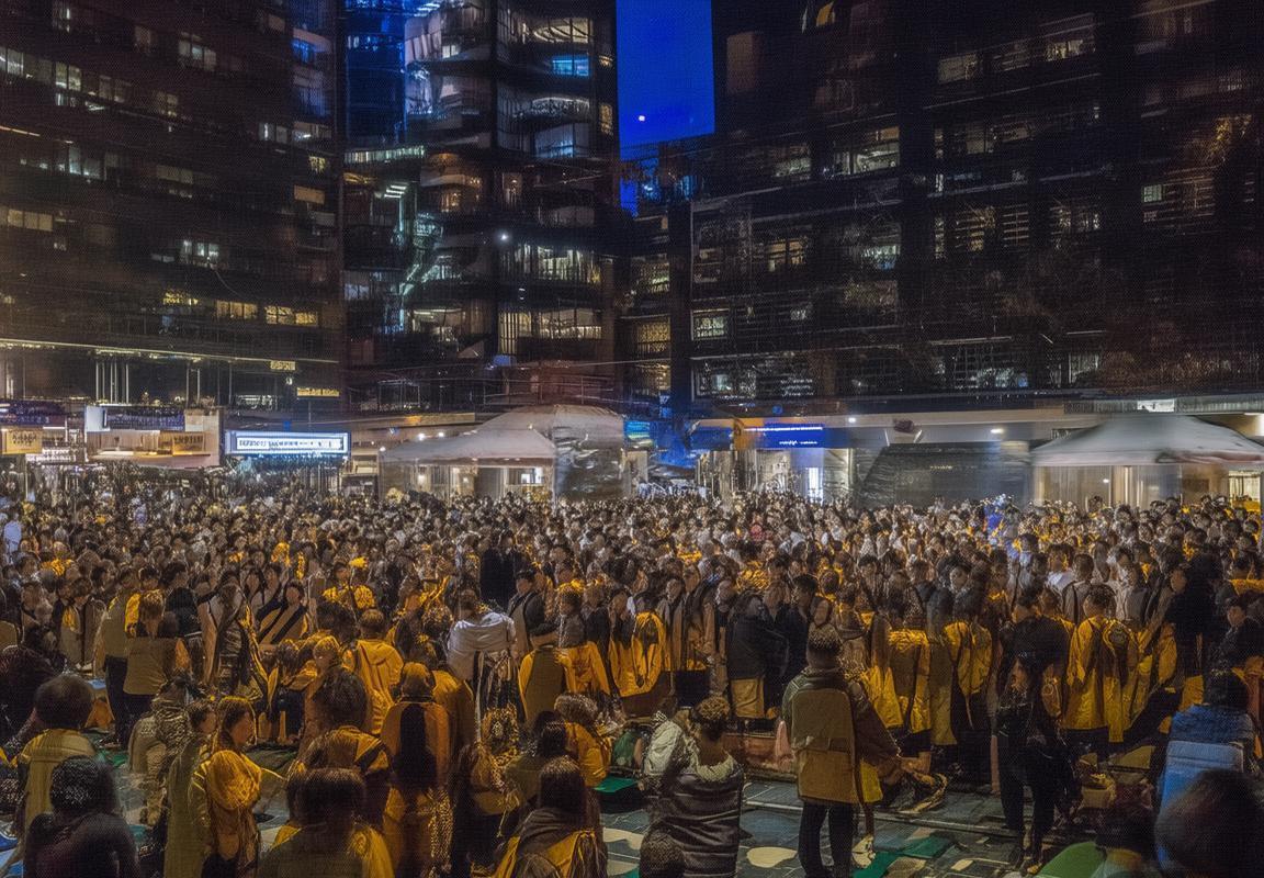 NBA赛场三焦点：安东尼·爱德华兹轰生涯新高助明尼苏达森林狼崛起，克莱·汤普森回暖提振金州勇士，詹姆斯·哈登陷快船困局